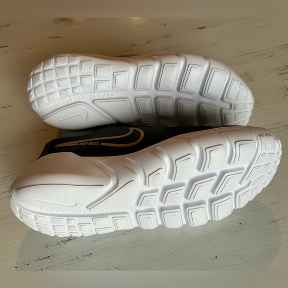 NIB Youth Nike Flex Runner 2 Tennis Shoe Sneakers - Picture 6 of 9